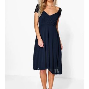 Boohoo Navy Eyelash Lace Sleeve Chiffon Midi Dress